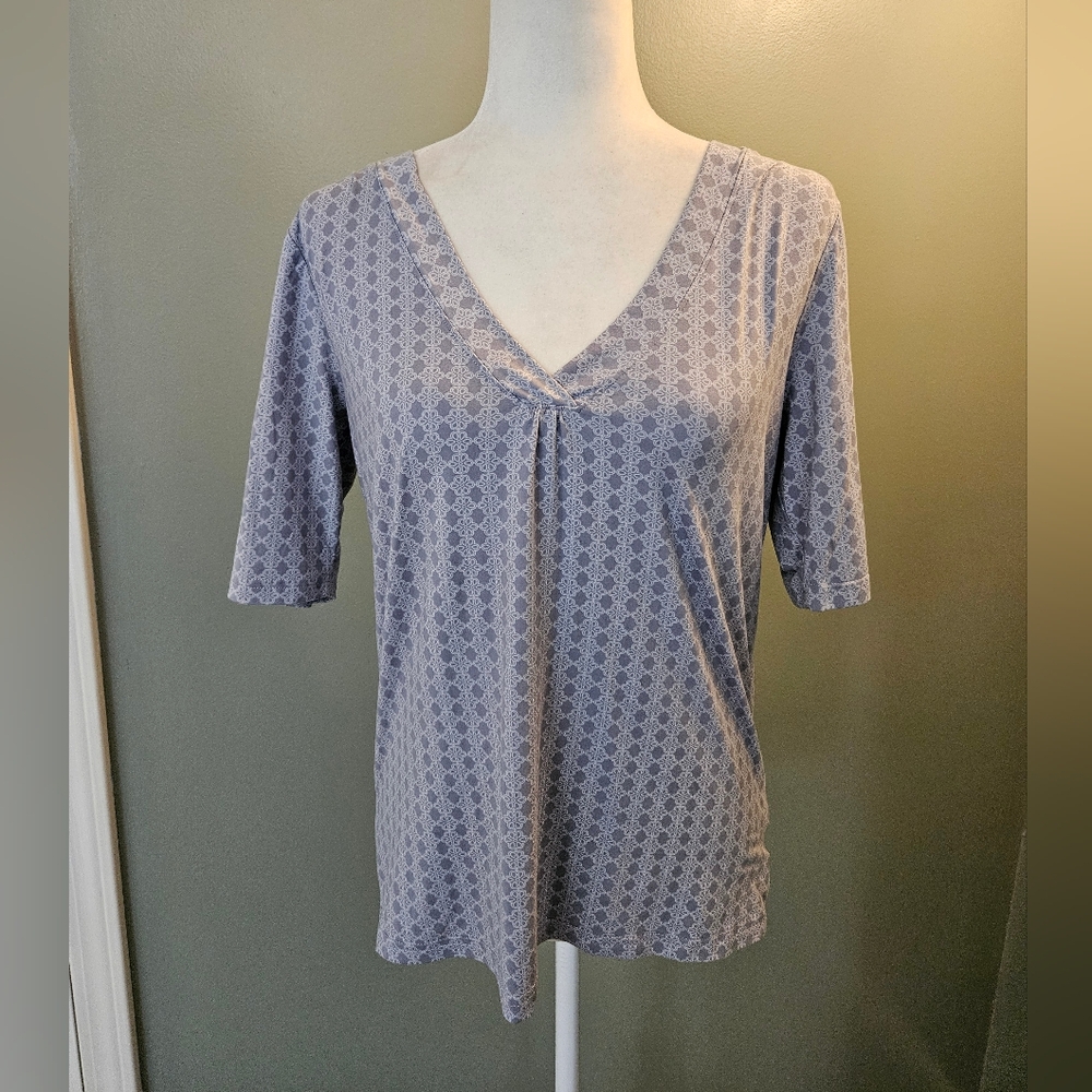 Pajagram Purple Patterned V-Neck Women's Size Medium M Sleep Top Shirt